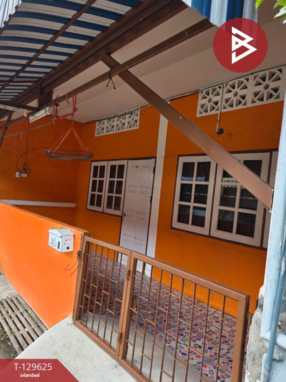 ขายทาวน์เฮ้าส์ ซ.เทศบาลบางปู51 เนื้อที่ 15 ตร.วา ท้ายบ้าน สมุทรปราการ 1