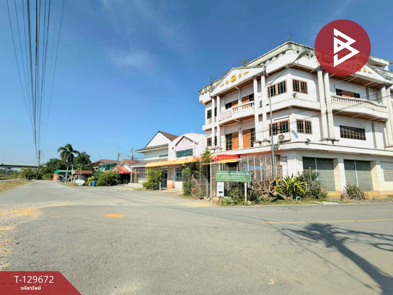 ขายอาคารพาณิชย์ 3 ชั้น มีดาดฟ้า เนื้อที่ 72 ตารางวา โพรงมะเดื่อ นครปฐม 13