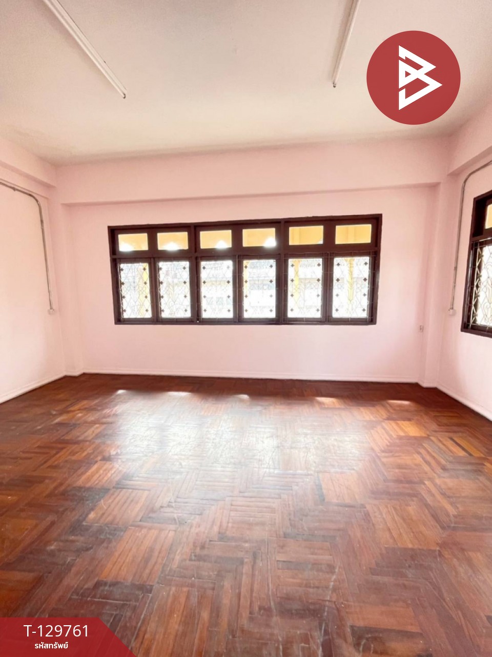 ขายอาคารพาณิชย์หลังมุม เนื้อที่ 18 ตร.วา ท่าราบ เพชรบุรี 2