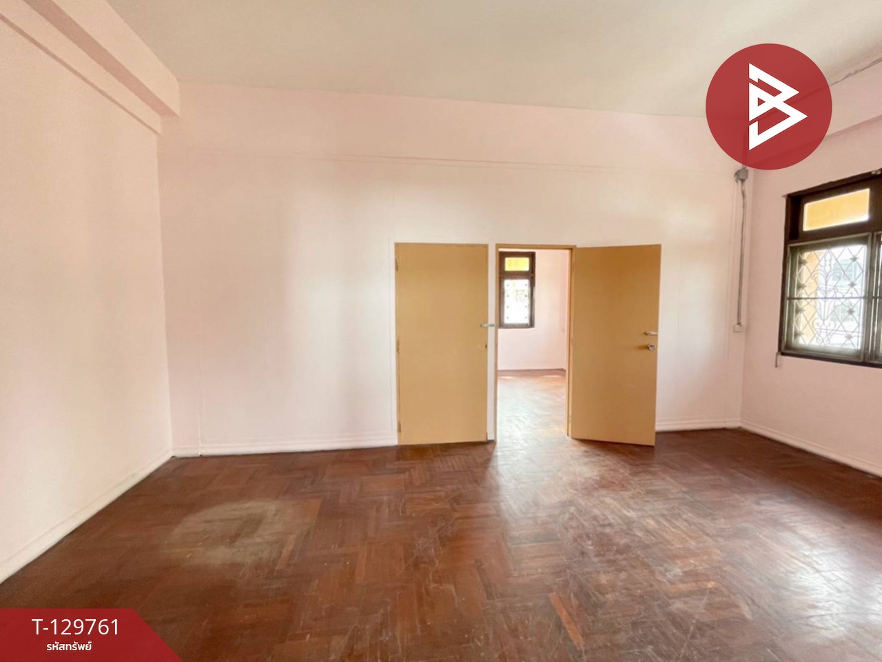 ขายอาคารพาณิชย์หลังมุม เนื้อที่ 18 ตร.วา ท่าราบ เพชรบุรี 4