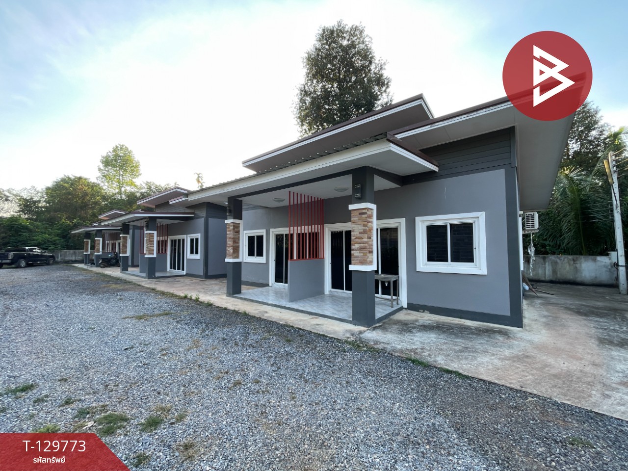 ขายที่ดินพร้อมสิ่งปลูกสร้าง เนื้อที่ 2 งาน 42 ตร.วา ไม้เค็ด ปราจีนบุรี 2