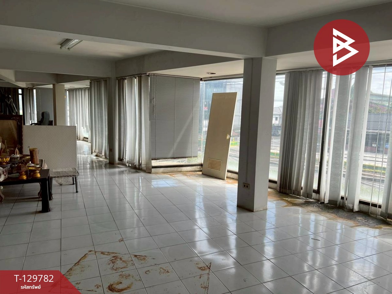 ขายอาคารพาณิชย์ 4 คูหา เนื้อที่ 97 ตร.วา ท่าช้าง จันทบุรี 14