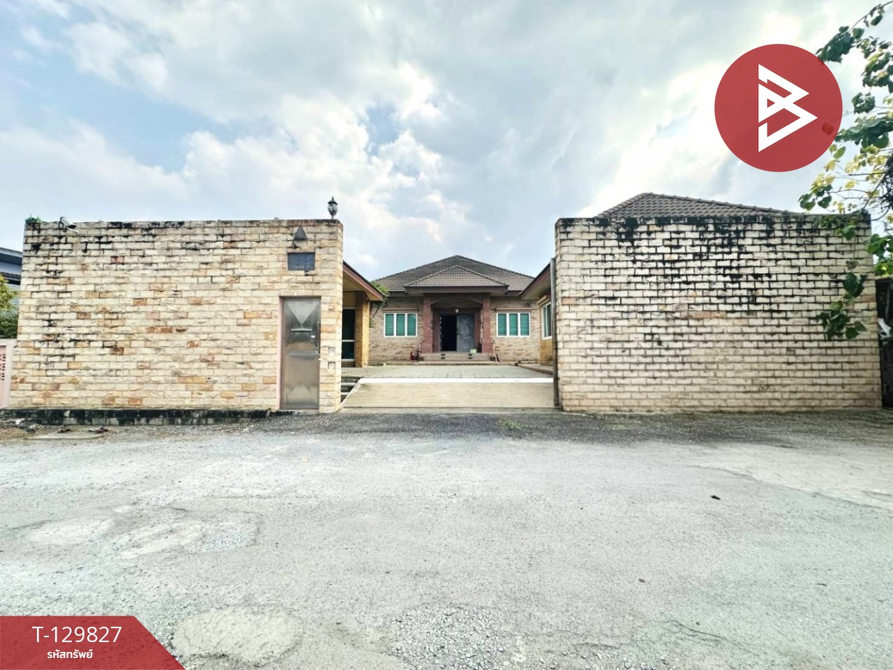 ขายบ้านเดี่ยวชั้นเดียว เนื้อที่ 155 ตารางวา กระทุ่มล้ม 16 นครปฐม สวยพร้อมอยู่ 1