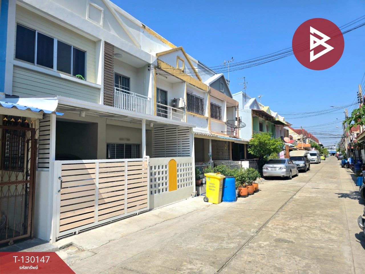 ขายทาวน์เฮ้าส์ หมู่บ้านวิเศษสุขนคร 16 ประชาอุทิศ 90 สมุทรปราการ บ้านสวย รีโนเวทพร้อมอยู่ ต่อเติมครัว Built-In พร้อมใช้งาน 3