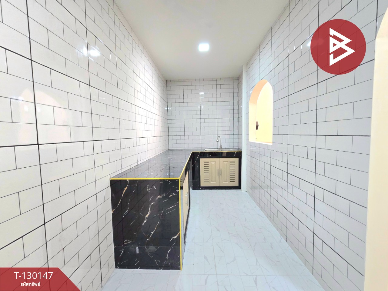 ขายทาวน์เฮ้าส์ หมู่บ้านวิเศษสุขนคร 16 ประชาอุทิศ 90 สมุทรปราการ บ้านสวย รีโนเวทพร้อมอยู่ ต่อเติมครัว Built-In พร้อมใช้งาน 8