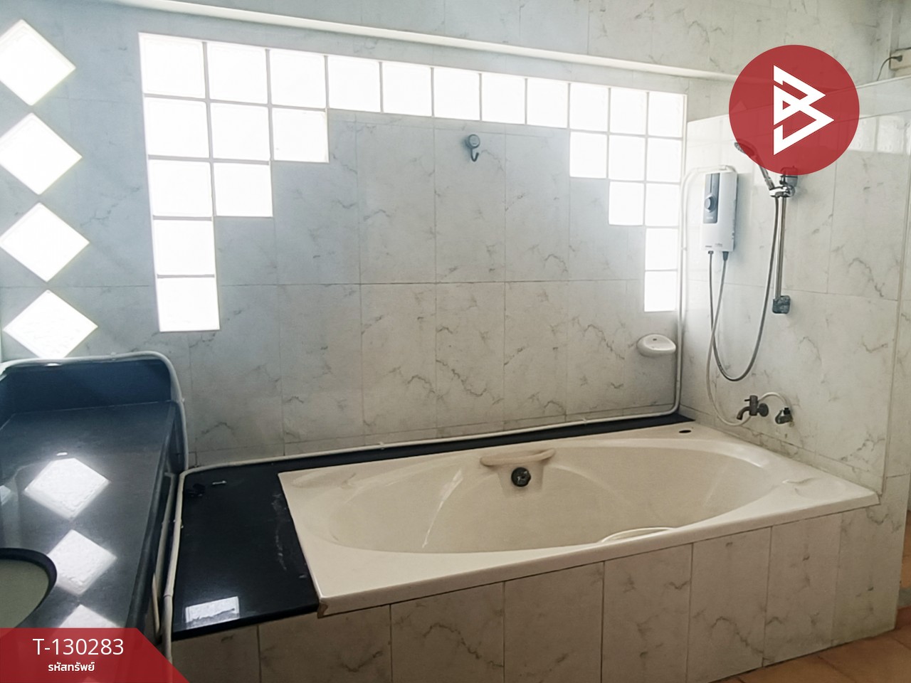 ให้เช่า อาคารพาณิชย์ 4 ชั้นพร้อมดาดฟ้า เนื้อที่ 44 ตารางวา บางตีนเป็ด ฉะเชิงเทรา 13