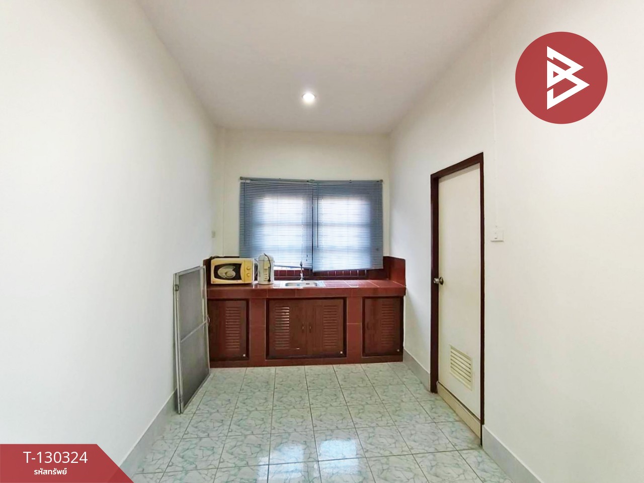 ขายบ้านแฝด หมู่บ้านทิพย์วรรณ นครปฐม พร้อมอยู่ 10