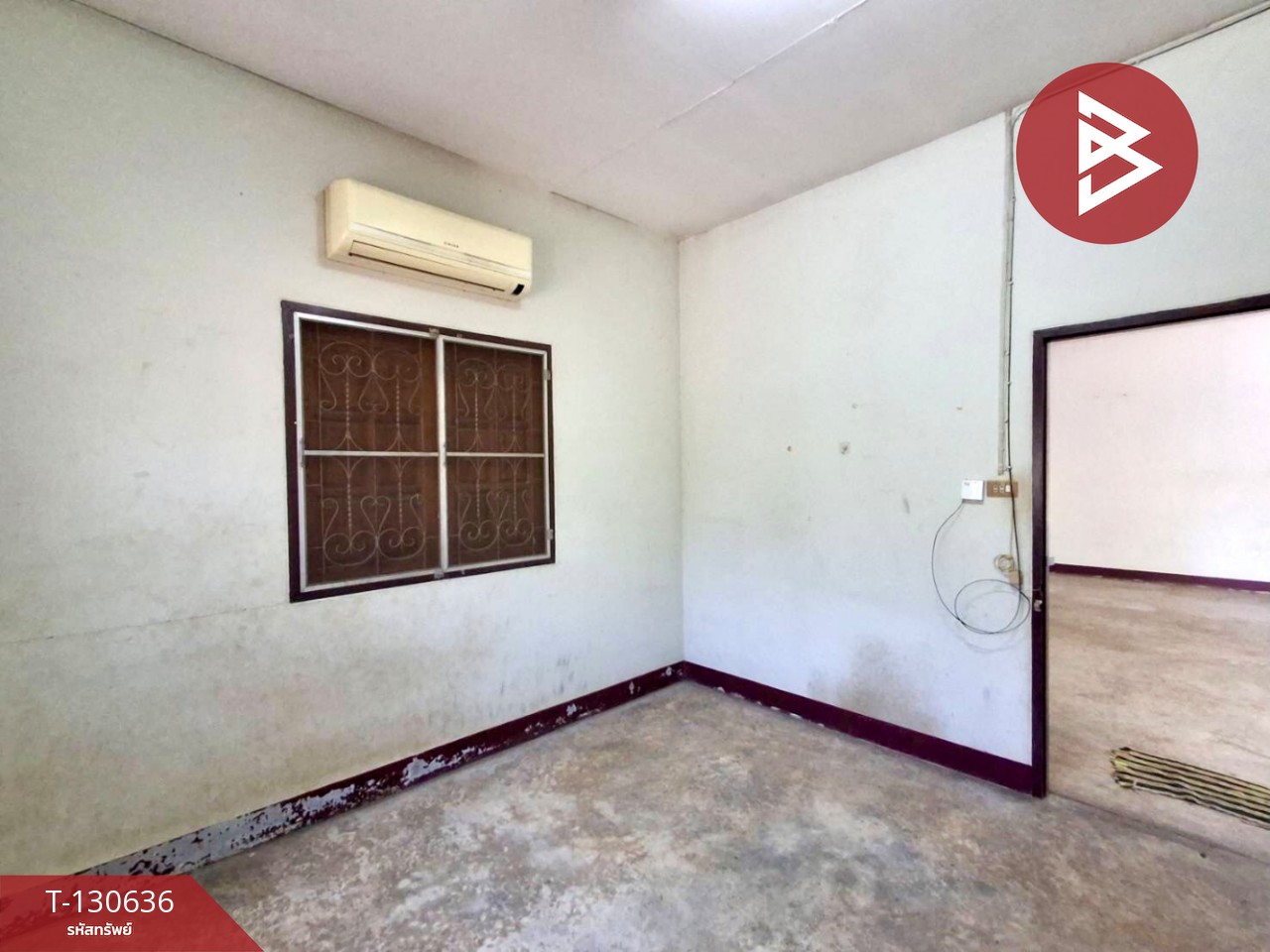 ขายด่วนบ้านเดี่ยว เนื้อที่กว้าง ทำเลดี ใกล้ตัวเมือง  หลังวัดทองเหลือ  เดินทางสะดวก 6