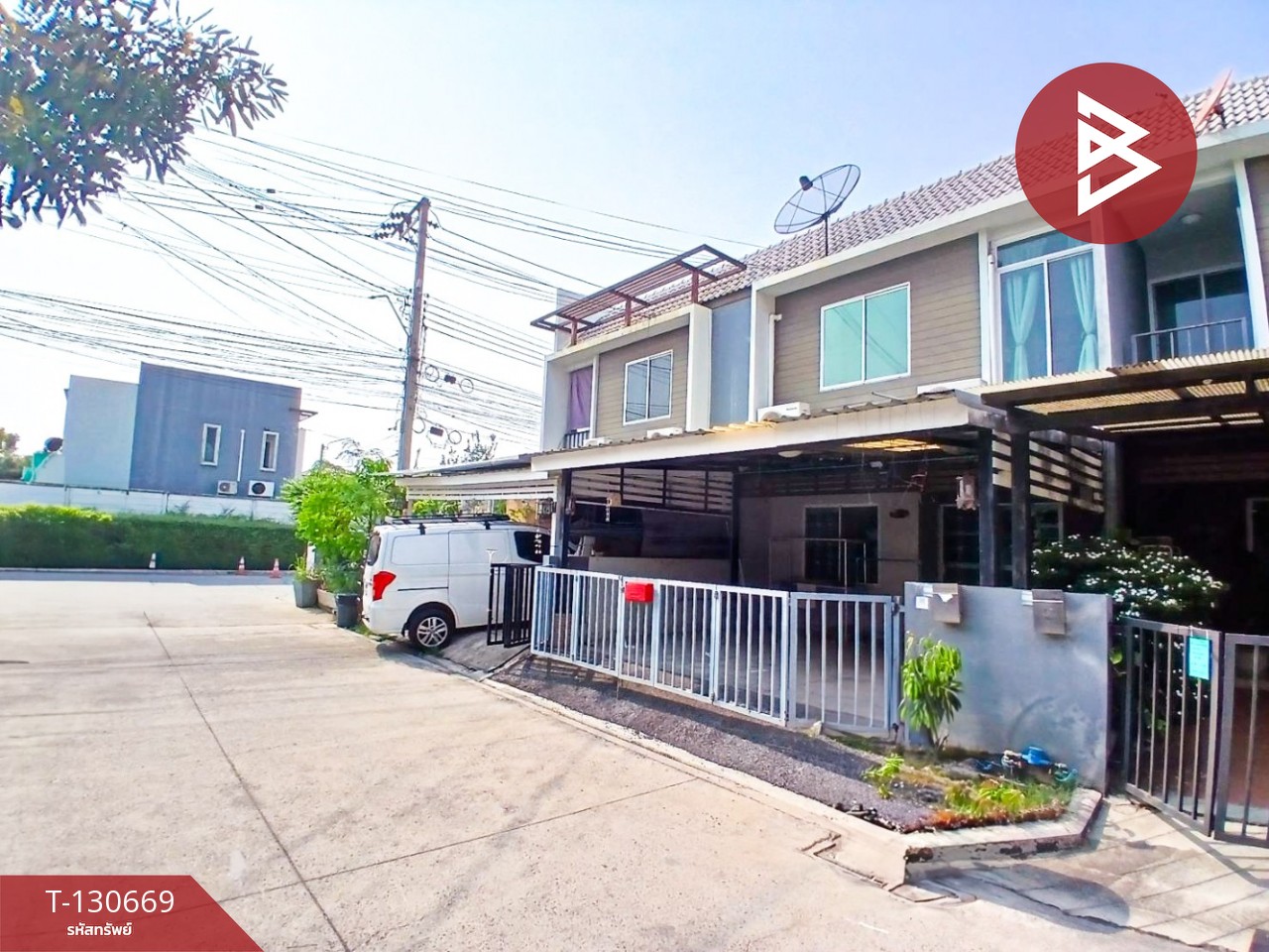 ขาย/เช่าทาวน์เฮ้าส์ หมู่บ้านเดอะคัลเลอร์ส เลชเชอร์ บางนา กม.10 (The Colors Leisure Bangna KM.10) บางพลี สมุทรปราการ 2