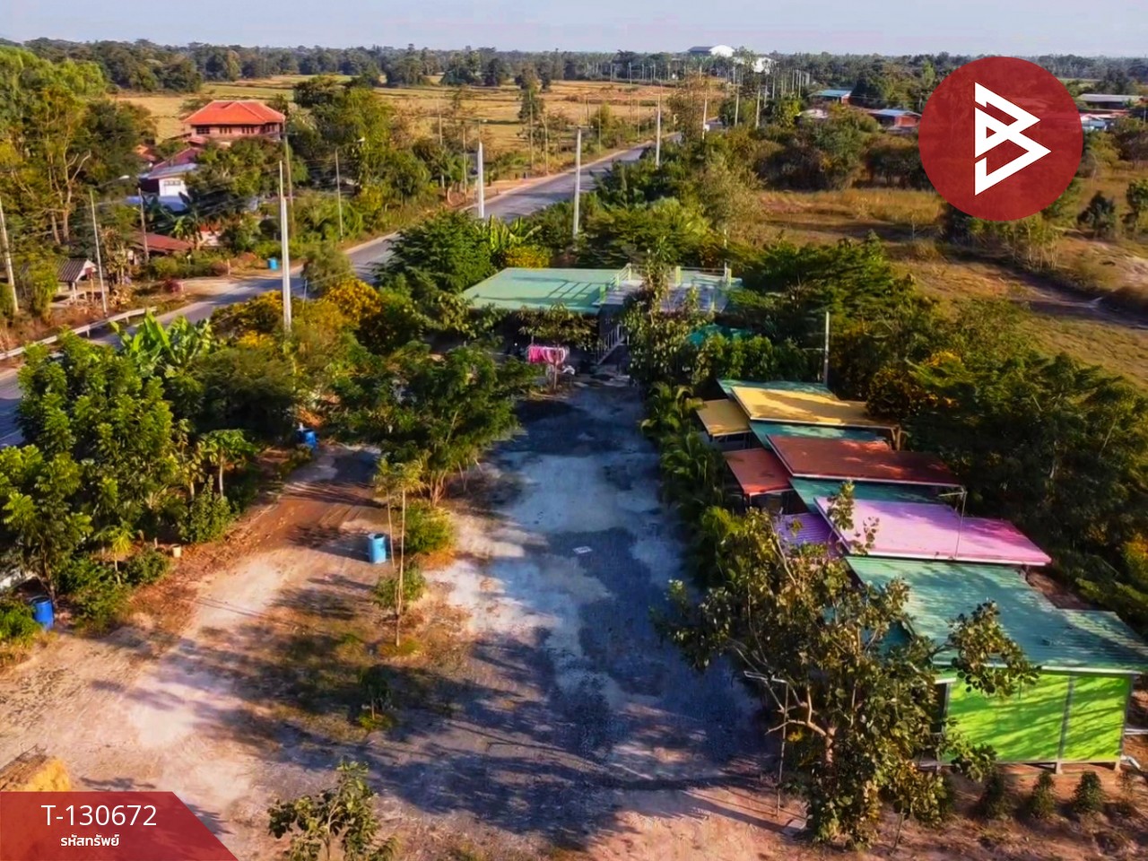 ขายรีสอร์ท เนื้อที่ 2 ไร่ อ.วัดสิงห์ จ.ชัยนาท ทำเลดี ติดถนน 1