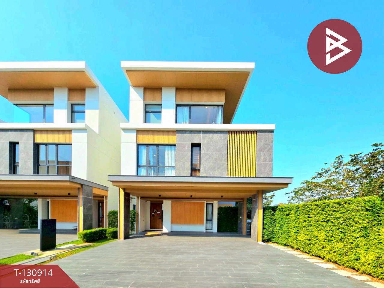 ขายด่วนบ้านเดี่ยวสุดหรู 3 ชั้น โครงการศิลป์ลำพยา นครปฐม 1