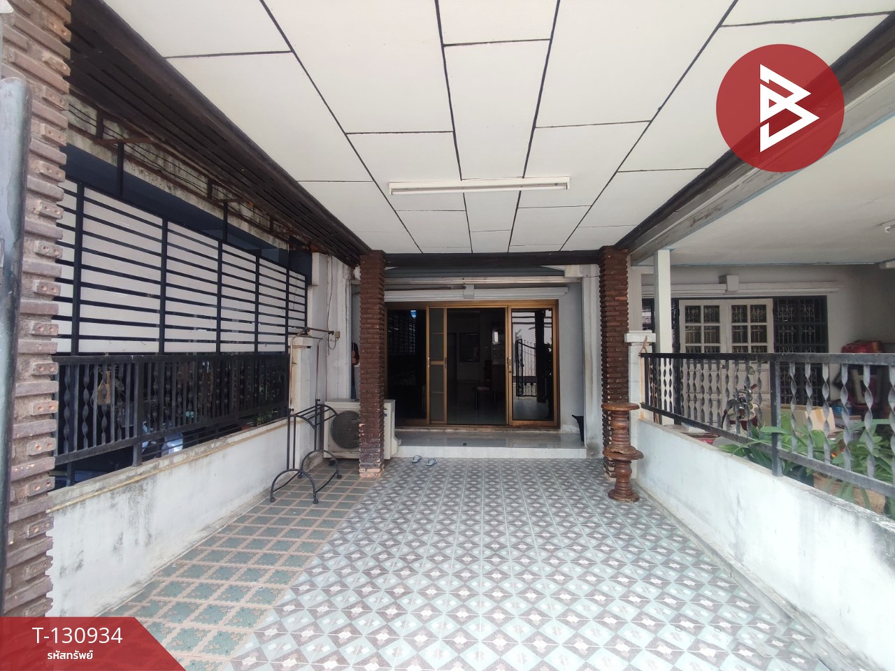 ขายทาวน์เฮ้าส์ เนื้อที่ 18 ตารางวา หมู่บ้านทรายทอง จันทบุรี 3