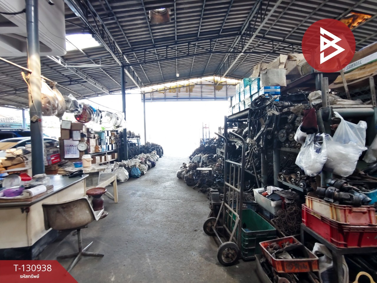 ขายด่วนโกดังพร้อมบ้าน เนื้อที่ 240 ตารางวา ท่าม่วง กาญจนบุรี 4