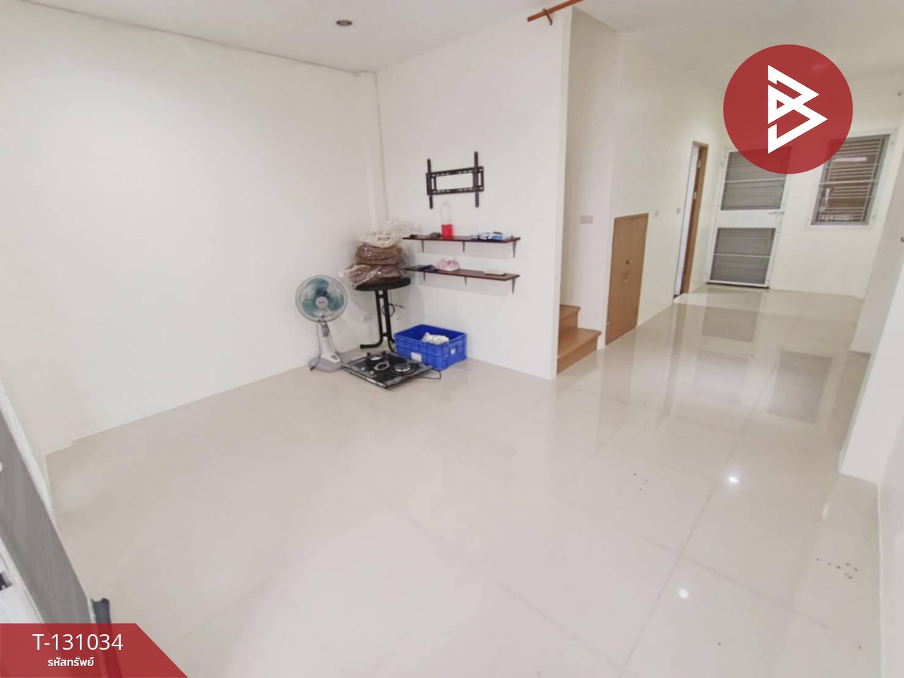 ขายทาวน์เฮ้าส์ หมู่บ้านสิรารมย์ พลัส มอเตอร์เวย์ บางปะกง ฉะเชิงเทรา (Sirarom Plus Motorway) 2