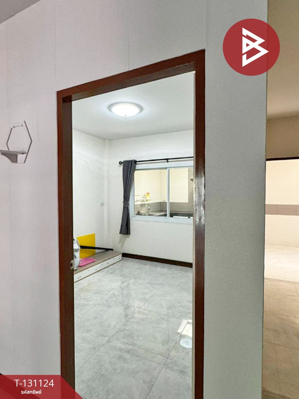 ขายทาวน์เฮ้าส์ หมู่บ้านทรัพย์มั่นคง 7 บางบ่อ สมุทรปราการ พร้อมอยู่ 5