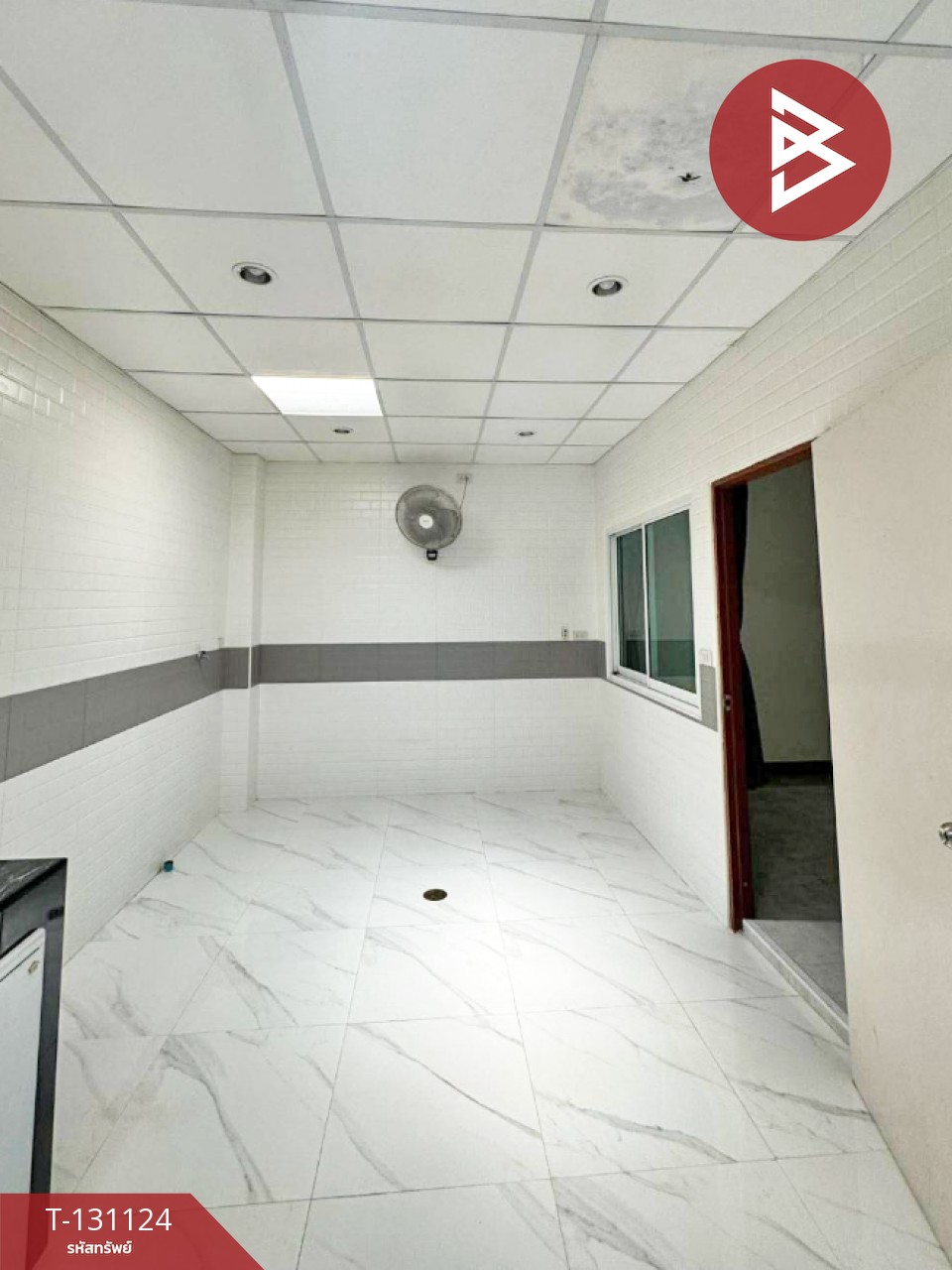 ขายทาวน์เฮ้าส์ หมู่บ้านทรัพย์มั่นคง 7 บางบ่อ สมุทรปราการ พร้อมอยู่ 6