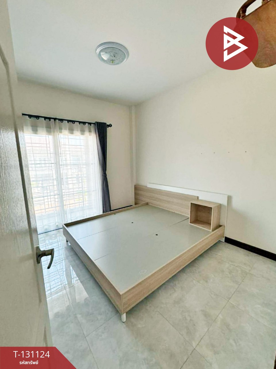 ขายทาวน์เฮ้าส์ หมู่บ้านทรัพย์มั่นคง 7 บางบ่อ สมุทรปราการ พร้อมอยู่ 11