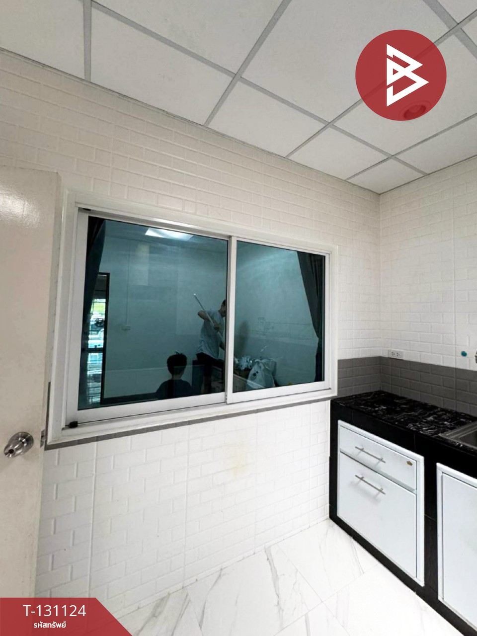 ขายทาวน์เฮ้าส์ หมู่บ้านทรัพย์มั่นคง 7 บางบ่อ สมุทรปราการ พร้อมอยู่ 4