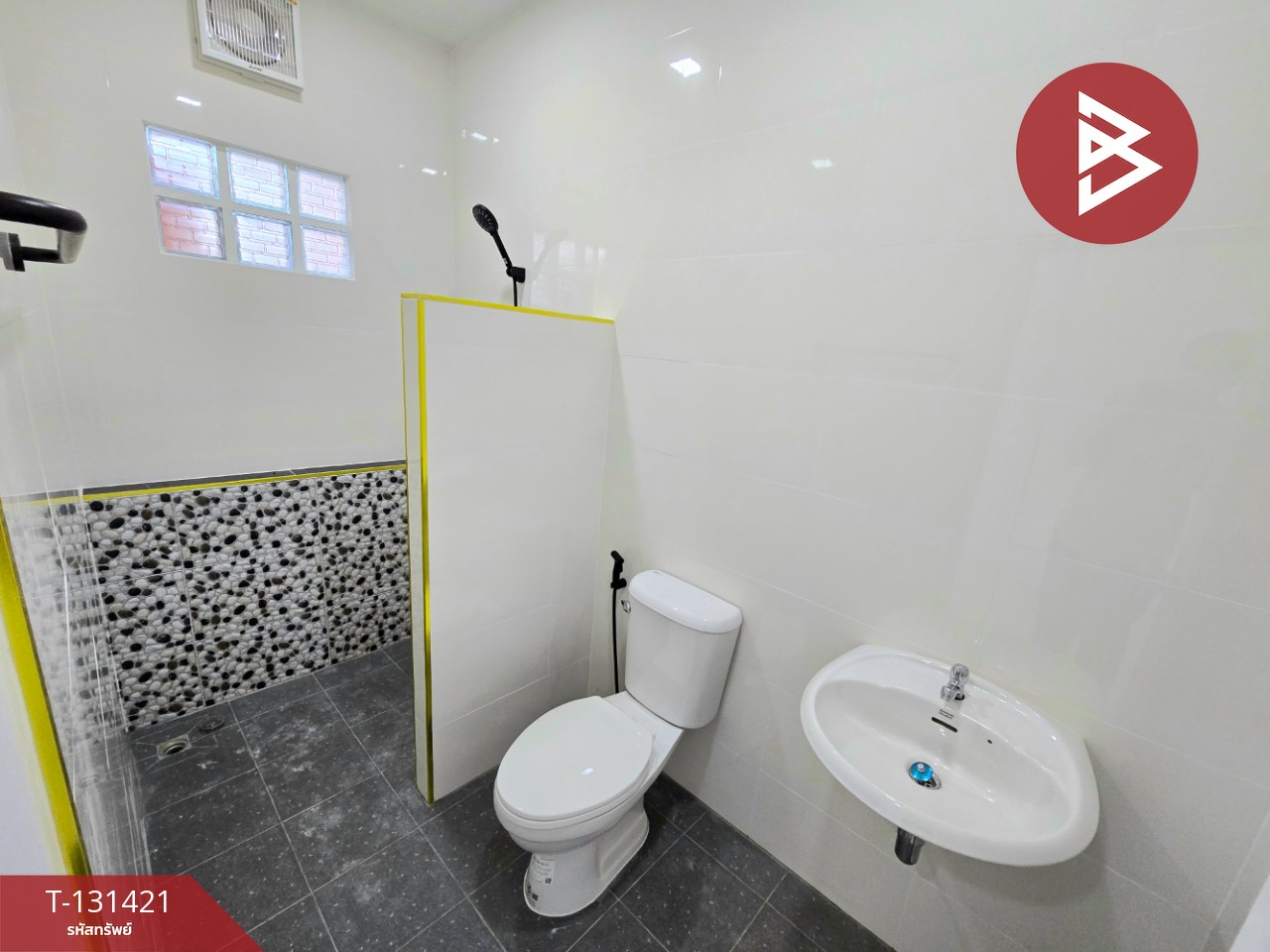 ขายด่วนทาวน์เฮ้าส์ชั้นเดียว เนื้อที่ 30 ตารางวา สามควายเผือก จ.นครปฐม 12