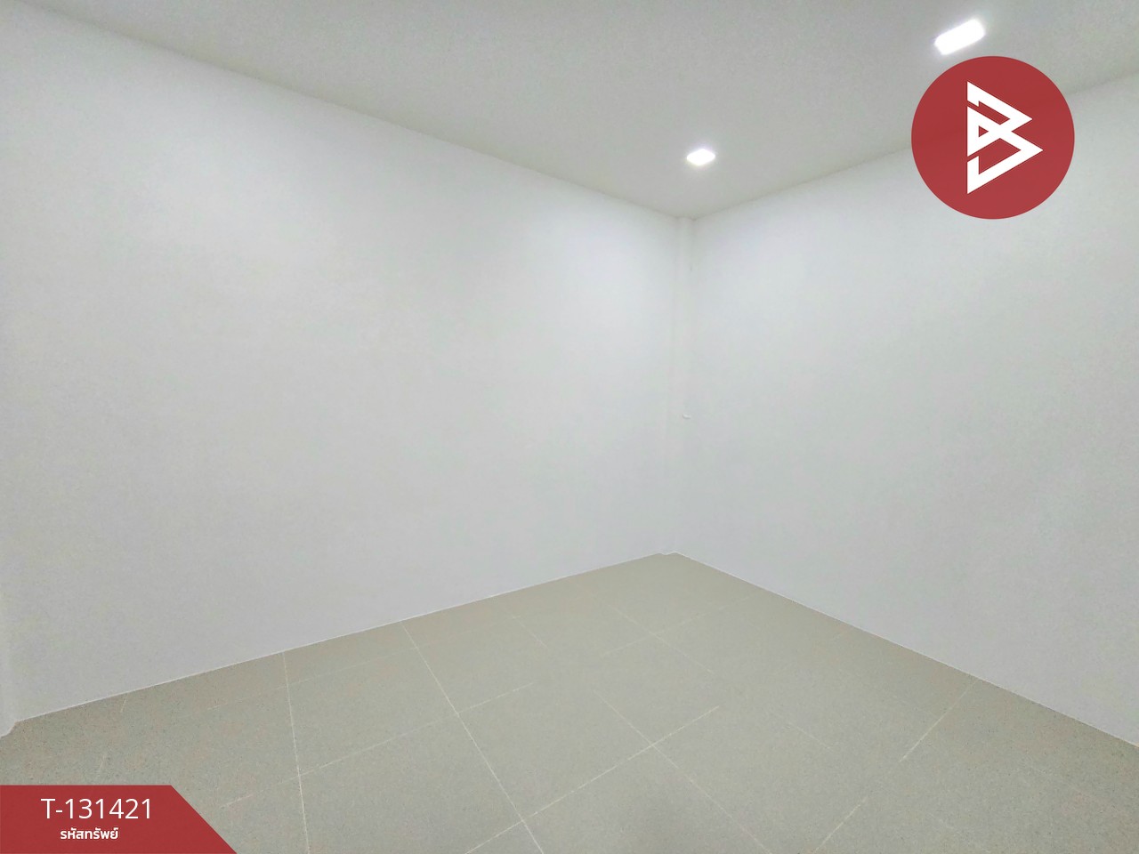 ขายด่วนทาวน์เฮ้าส์ชั้นเดียว เนื้อที่ 30 ตารางวา สามควายเผือก จ.นครปฐม 10