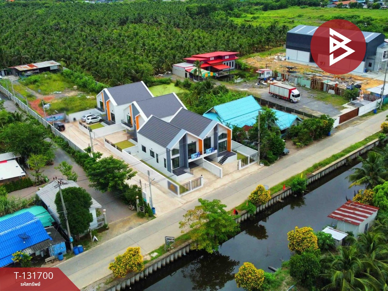 ขายบ้านแฝด มี 2 หลัง โครงการวิษณุบ้านสวยรวยทรัพย์ โครงการ 2 สมุทรสาคร 2