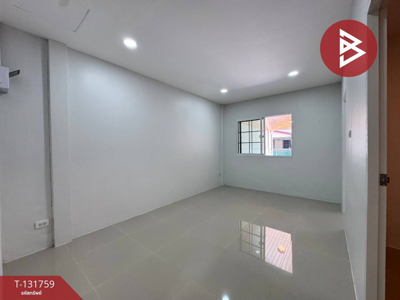 ทาวน์เฮ้าส์ หมู่บ้านกรีนการ์เด้นโฮม คลอง11 ธัญบุรี ปทุมธานี 11