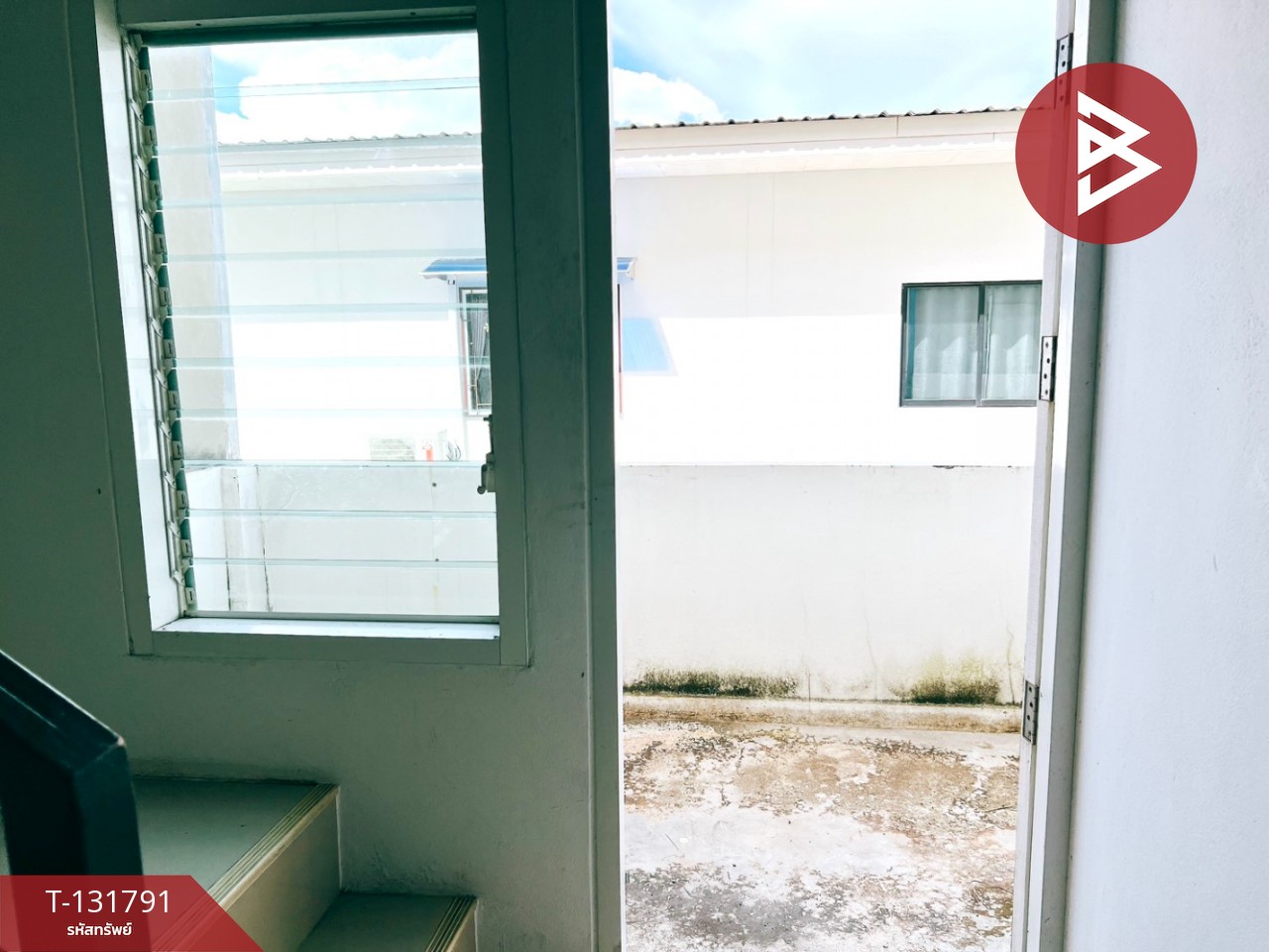 ขายอาคารพาณิชย์ 3 ชั้น เนื้อที่ 23 ตร.วา บางเมือง สมุทรปราการ 9