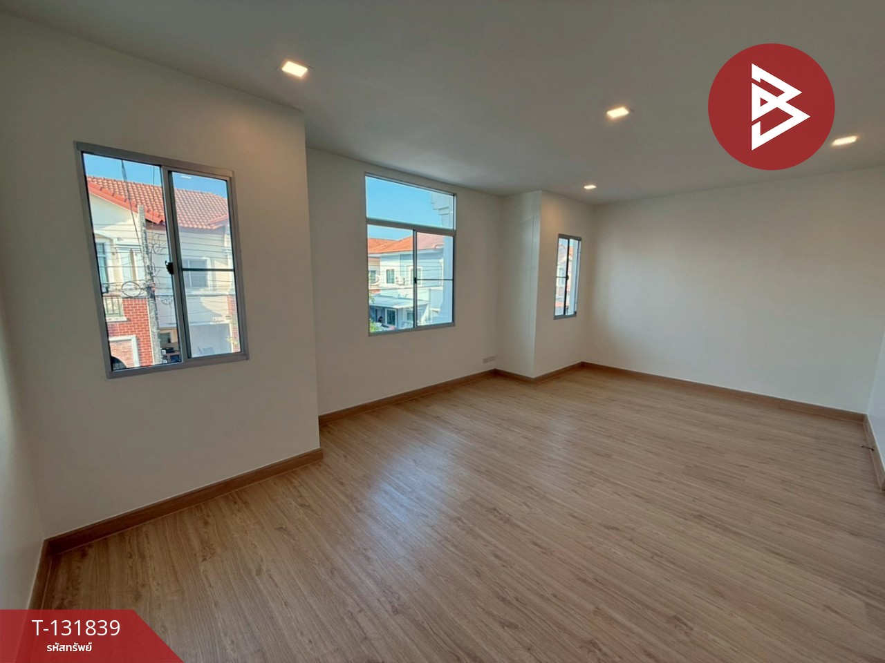 ขายทาวน์เฮ้าส์ หมู่บ้านเดอะคอนเนค 2 บางนา กม.10 (The Connect 2 Bangna Km.10) สมุทรปราการ 10