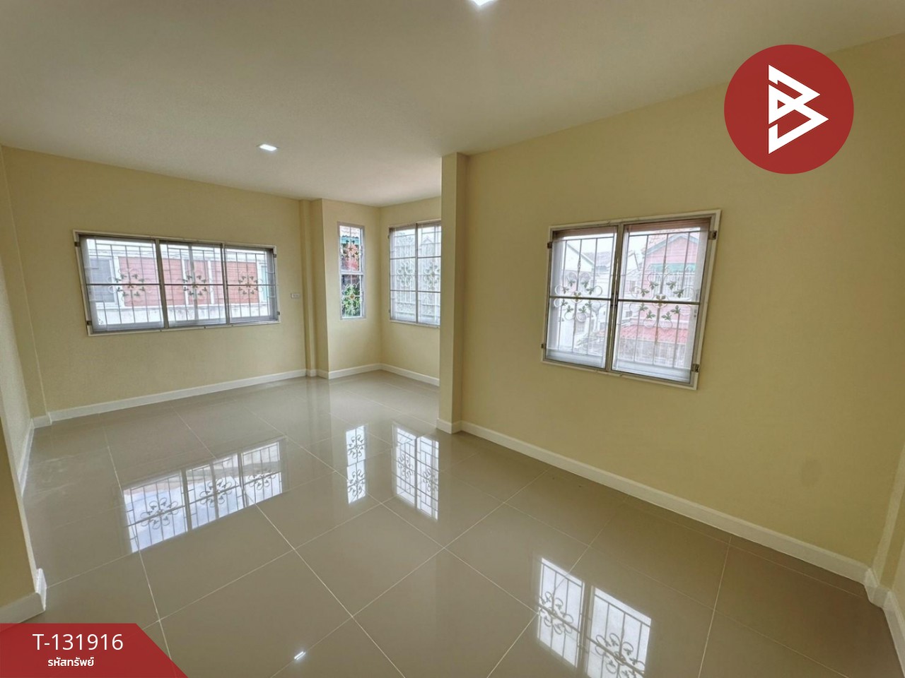 ขายทาวน์เฮ้าส์ หมู่บ้านมัณฑิรา บางพลี-ตำหรุ สมุทรปราการ 11