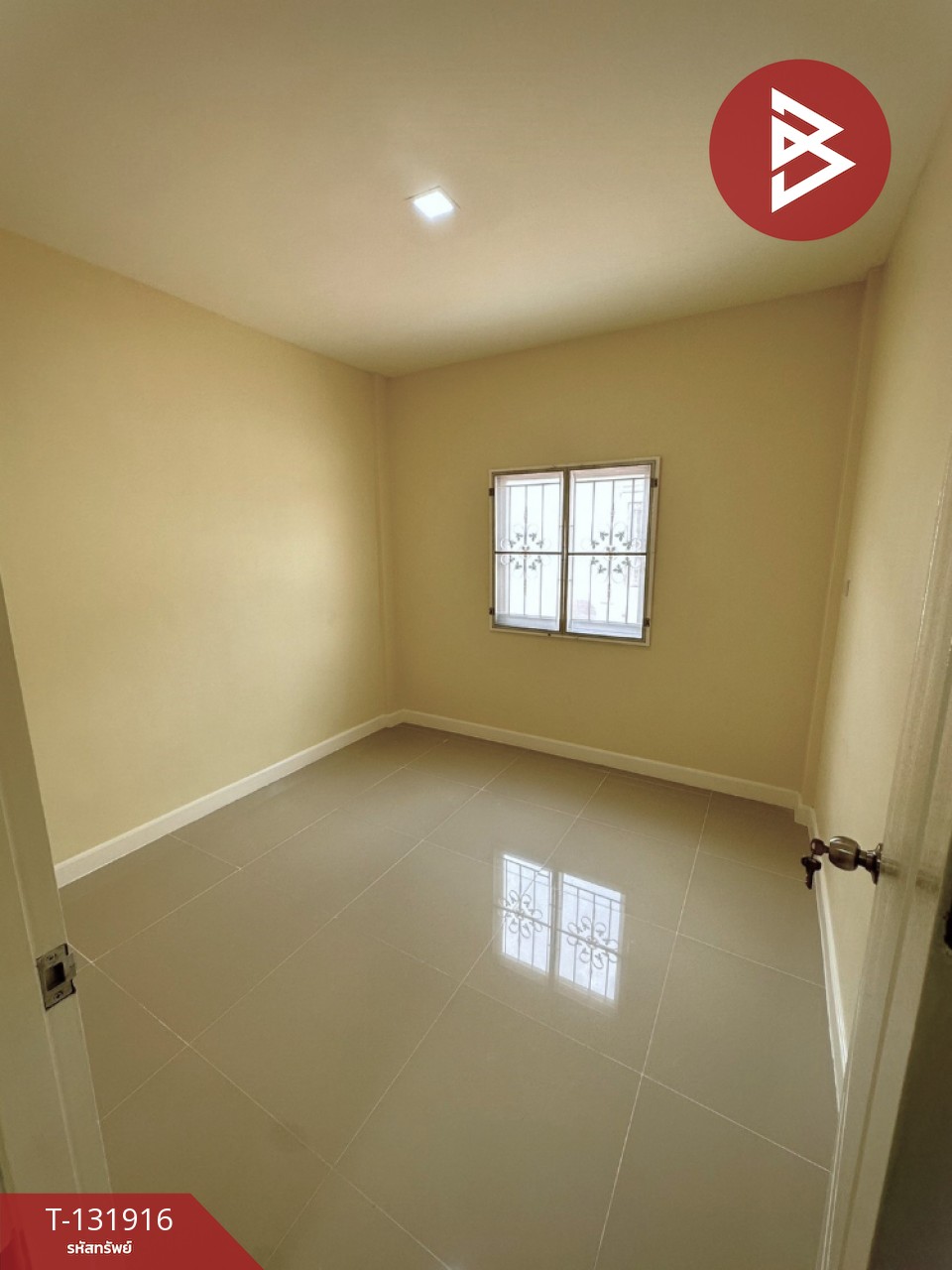 ขายทาวน์เฮ้าส์ หมู่บ้านมัณฑิรา บางพลี-ตำหรุ สมุทรปราการ 9