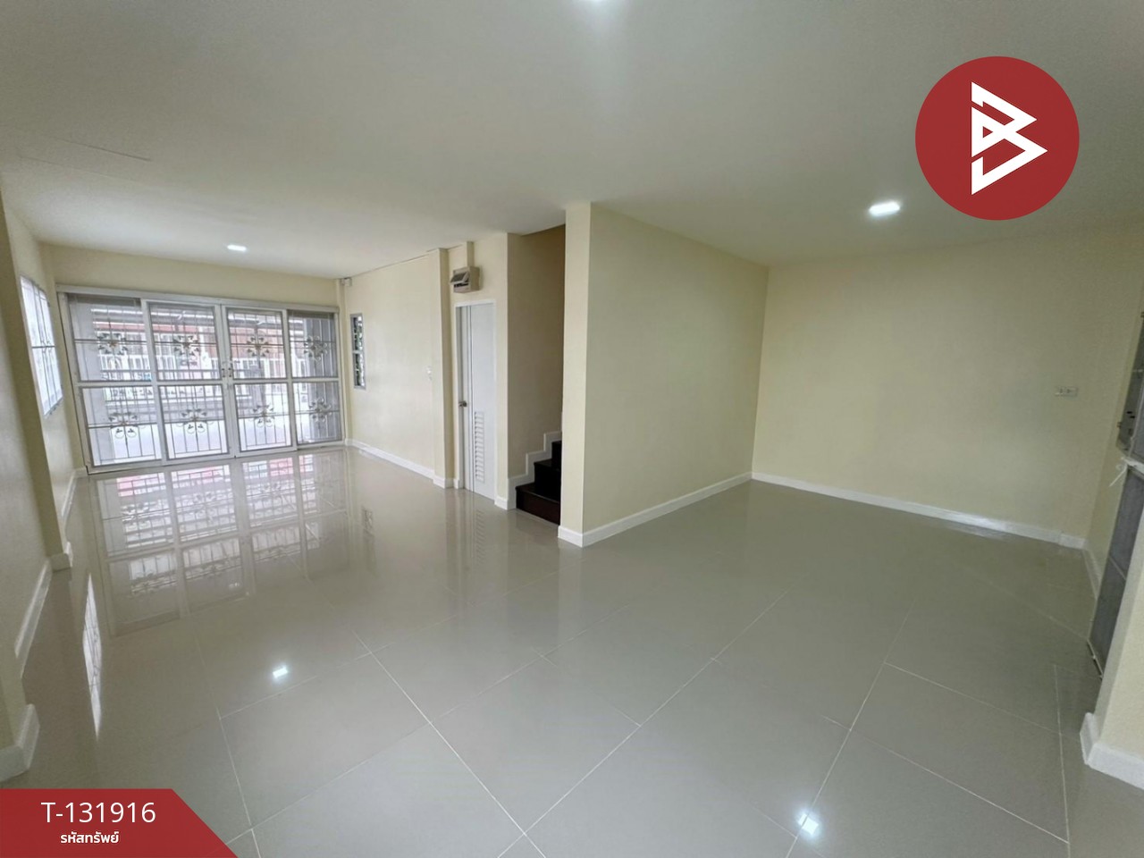 ขายทาวน์เฮ้าส์ หมู่บ้านมัณฑิรา บางพลี-ตำหรุ สมุทรปราการ 5