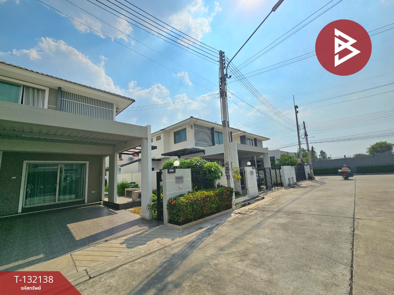 ขายบ้านแฝด หมู่บ้านไลฟ์ โฮม ซอย12 (Life Home Soi12) นาป่า ชลบุรี 12