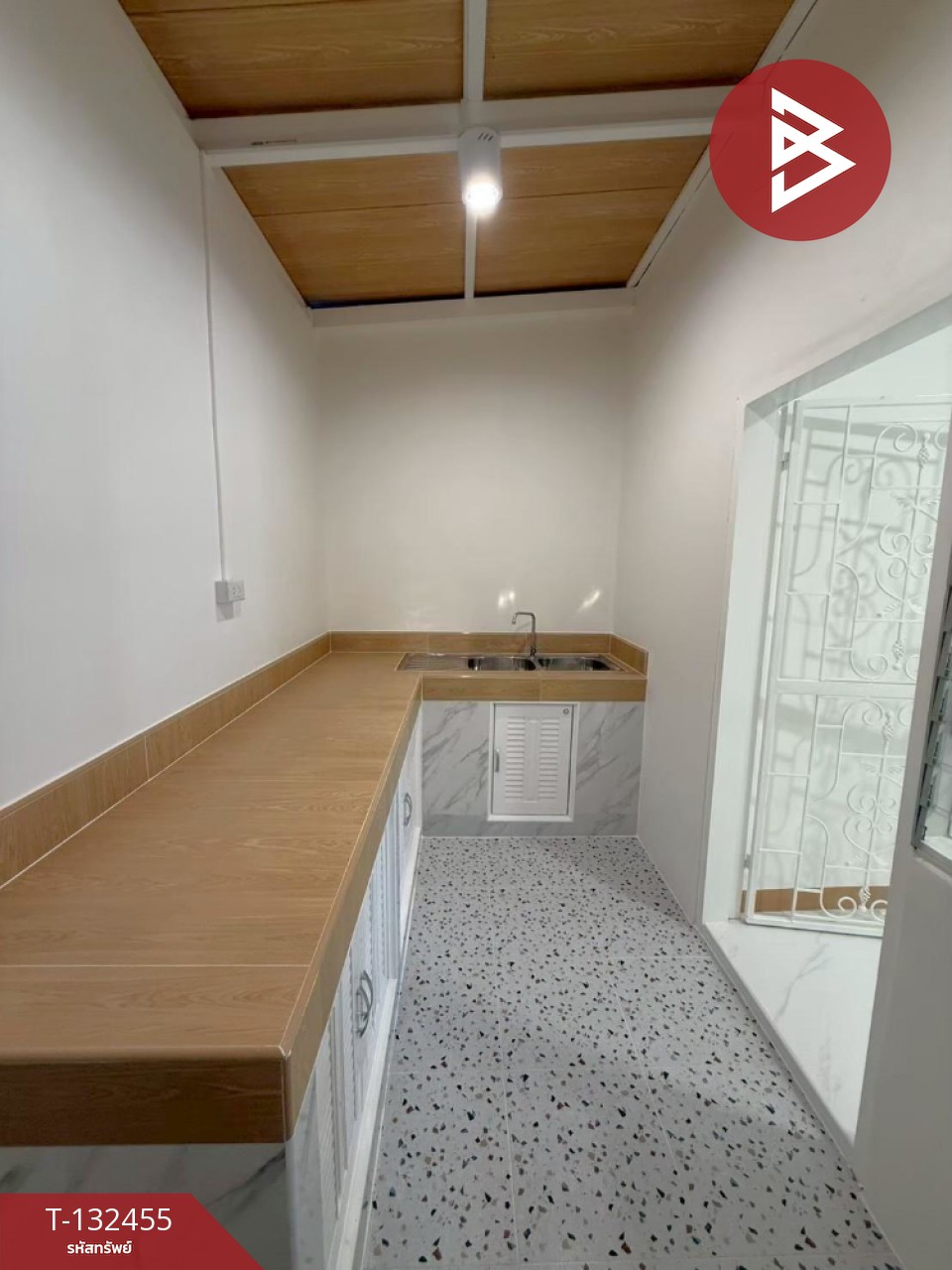 ขายทาวน์เฮ้าส์ หมู่บ้านพฤกษา 28/1 นิคมบางปู-แพรกษา สมุทรปราการ พร้อมเข้าอยู่ 5