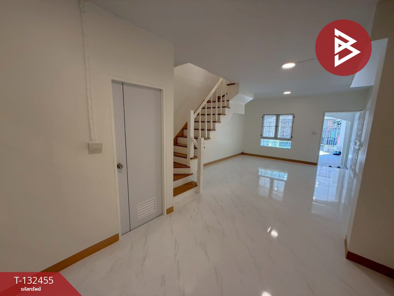 ขายทาวน์เฮ้าส์ หมู่บ้านพฤกษา 28/1 นิคมบางปู-แพรกษา สมุทรปราการ พร้อมเข้าอยู่ 4