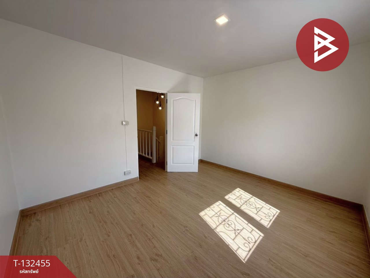 ขายทาวน์เฮ้าส์ หมู่บ้านพฤกษา 28/1 นิคมบางปู-แพรกษา สมุทรปราการ พร้อมเข้าอยู่ 9