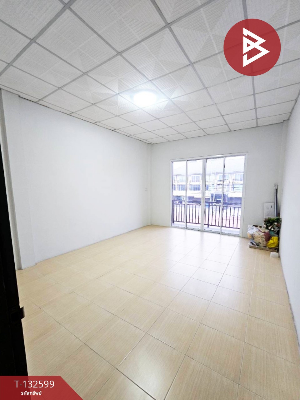 ขายด่วนอาคารพาณิชย์ 2 ชั้น เนื้อที่ 20.6 ตารางวา นาตาขวัญ ระยอง 10