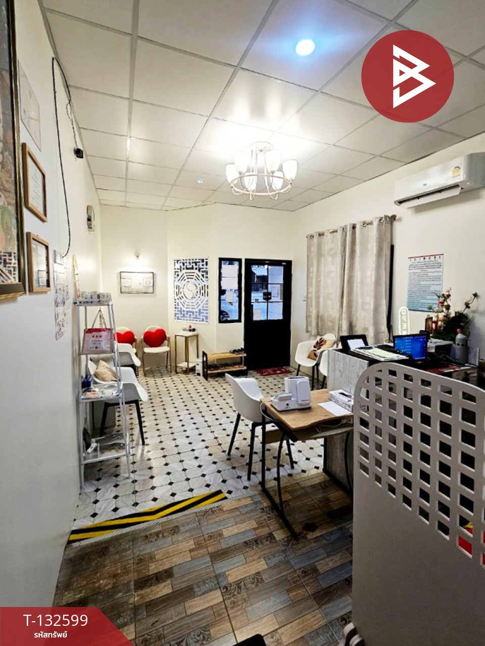 ขายด่วนอาคารพาณิชย์ 2 ชั้น เนื้อที่ 20.6 ตารางวา นาตาขวัญ ระยอง 6