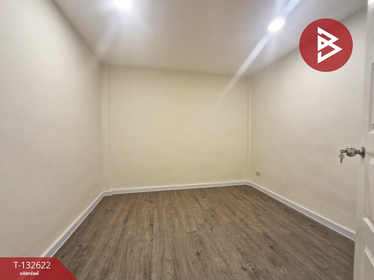 ขายทาวน์เฮ้าส์ หมู่บ้านพนาสนธิ์ 8 ท้ายบ้าน สมุทรปราการ 5