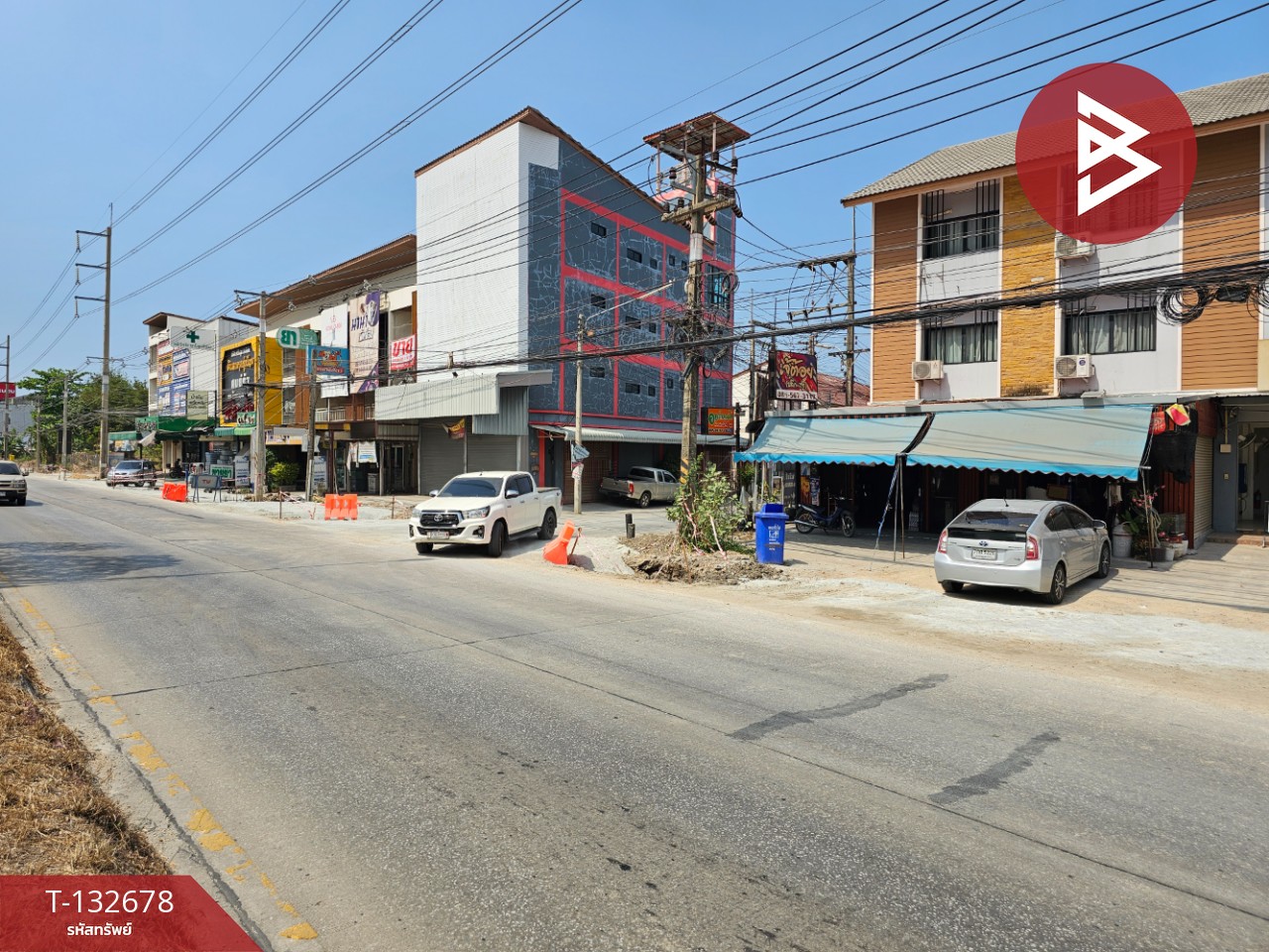 ขายอาคารพาณิชย์ เนื้อที่ 83 ตร.วา ถ.ศุขประยูร พานทอง ชลบุรี 2
