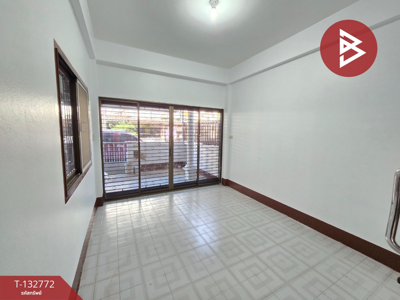 ขายทาวน์เฮ้าส์ 2 ชั้น เนื้อที่ 21 ตร.วา ท่าช้าง จันทบุรี 4