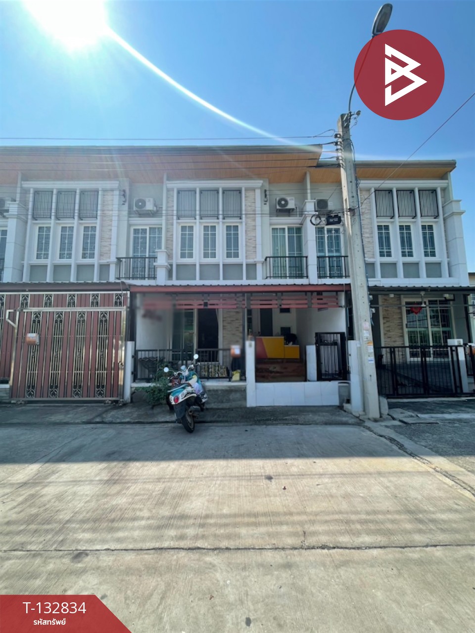 ขายทาวน์เฮ้าส์ หมู่บ้านโกลเด้นทาวน์ บางนา-สวนหลวง (Golden Town Bangna-Suanluang) กรุงเทพมหานคร 1