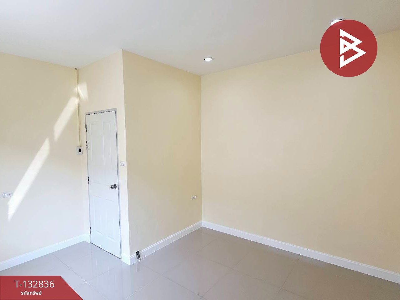 ขายทาวน์เฮ้าส์ หมู่บ้านอิ่มอัมพร ค่ายทหารกำแพงเพชรอัครโยธิน กระทุ่มแบน สมุทรสาคร 13