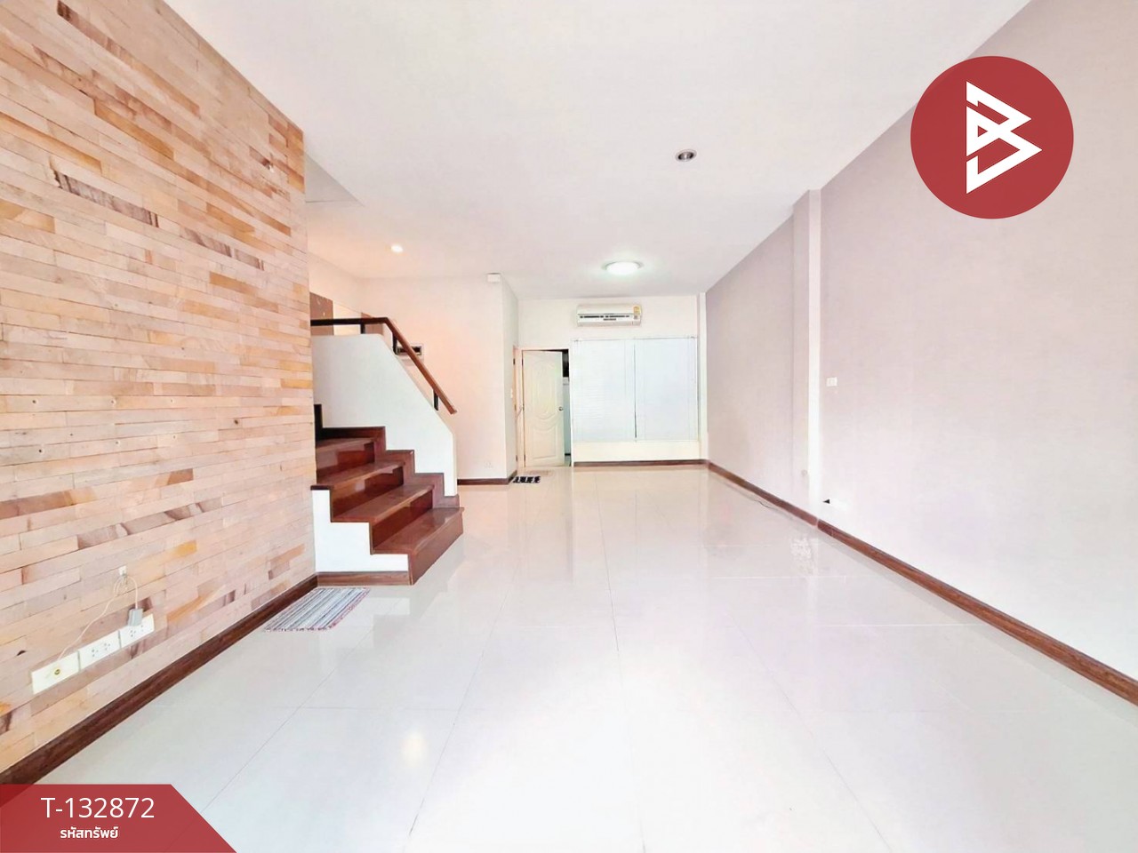 ขายทาวน์เฮ้าส์ หมู่บ้านรินรดา บางหญ้าแพรก สมุทรสาคร 3