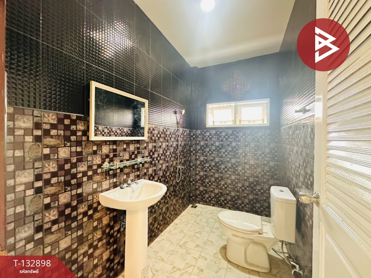 ขายด่วนบ้านเดี่ยว ซ.ท่าไม้ 21 ต.ท่าไม้ อ.ท่ามะกา จ.กาญจนบุรี 14