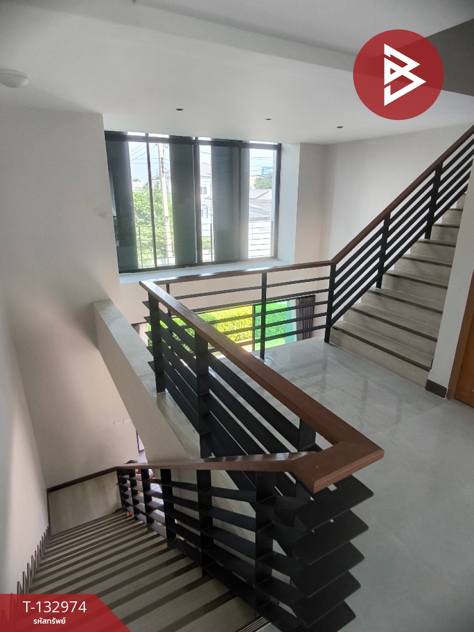 ขายทาวน์เฮ้าส์ ซ.แบริ่ง68 เนื้อที่ 1 งาน 33.9 ตร.วา สำโรงเหนือ สมุทรปราการ 8