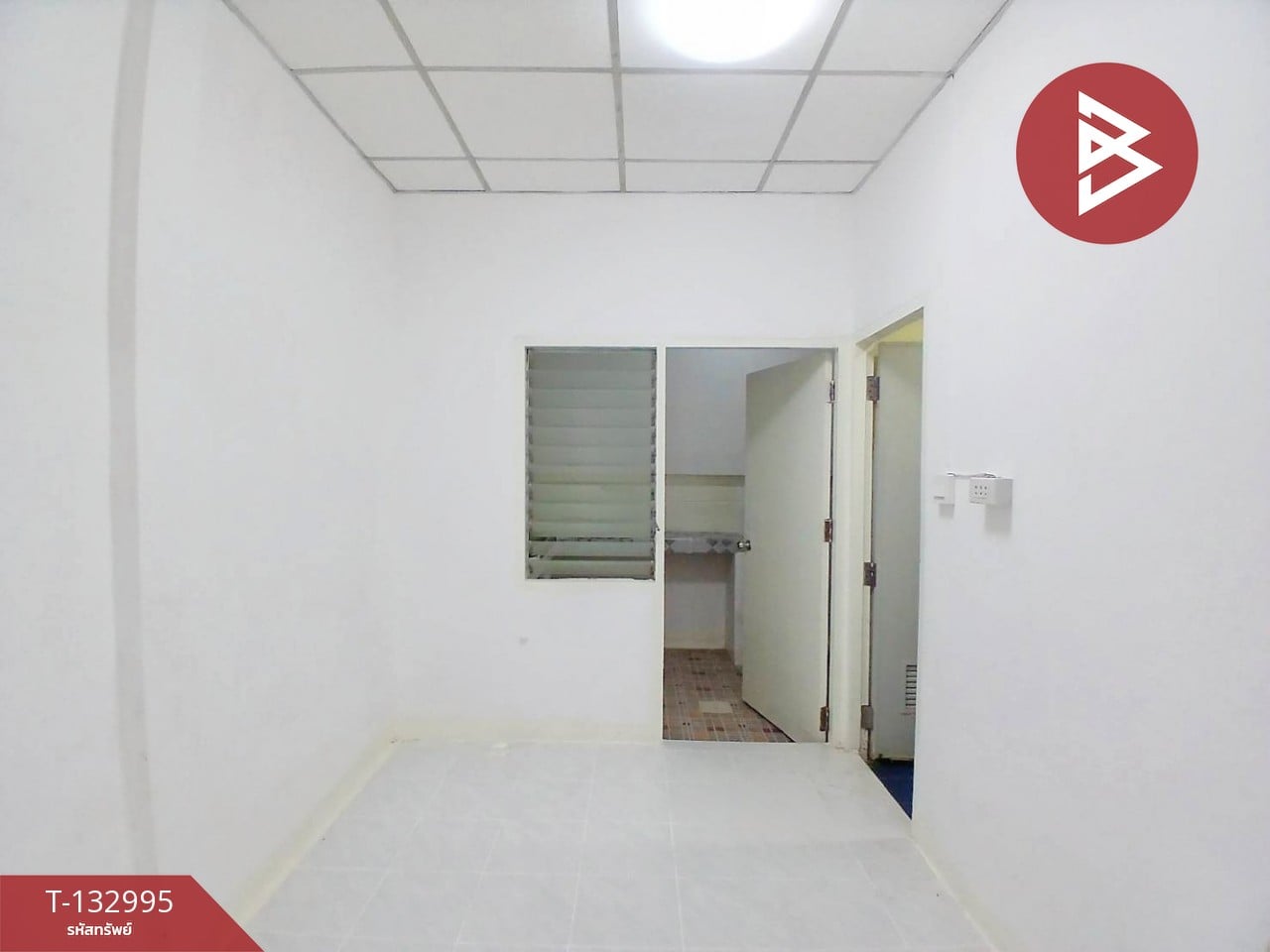 ขายทาวน์เฮ้าส์ หมู่บ้านวโรชา4 บางเสาธง สมุทรปราการ พร้อมเข้าอยู่ 7