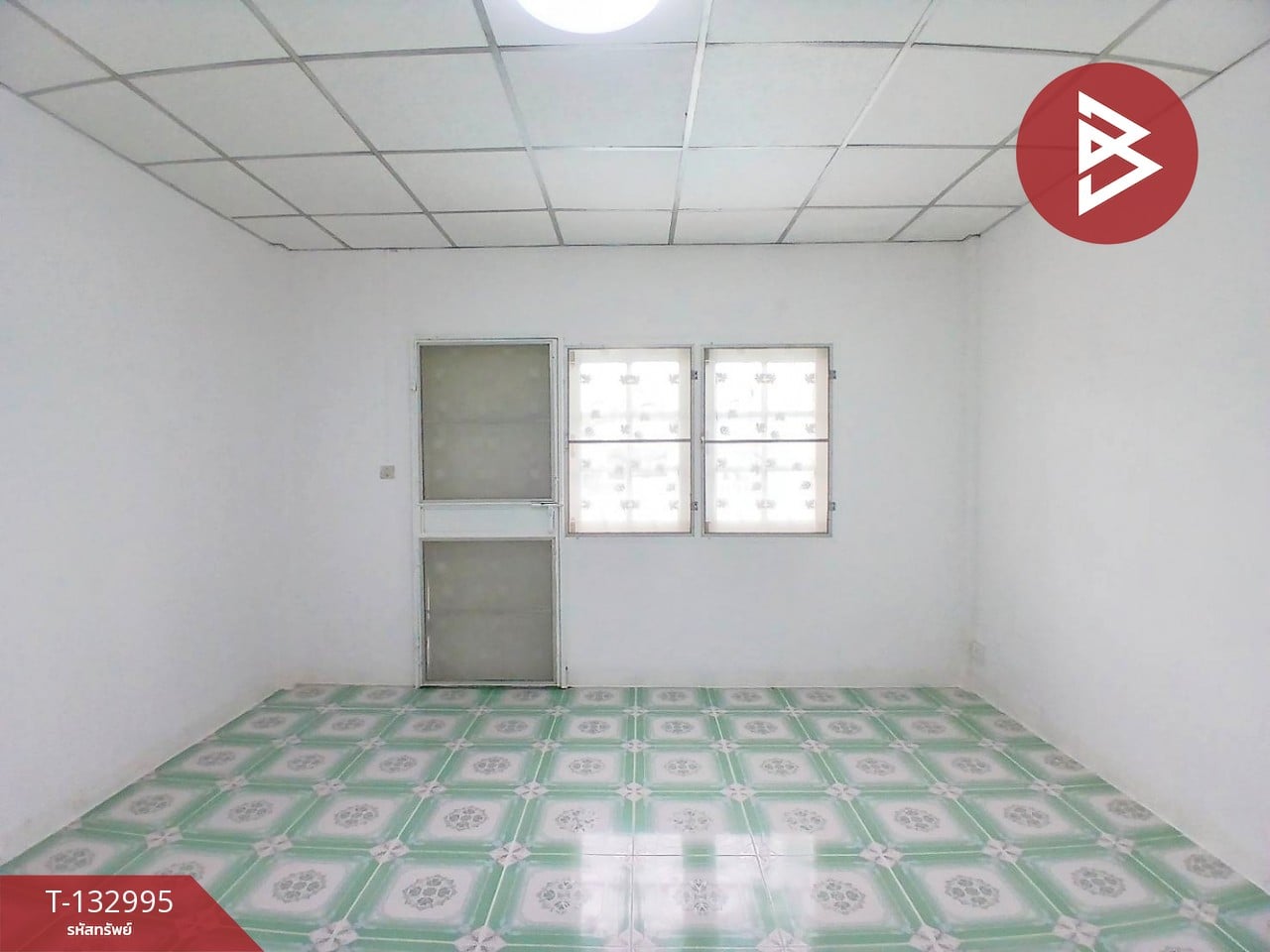 ขายทาวน์เฮ้าส์ หมู่บ้านวโรชา4 บางเสาธง สมุทรปราการ พร้อมเข้าอยู่ 10