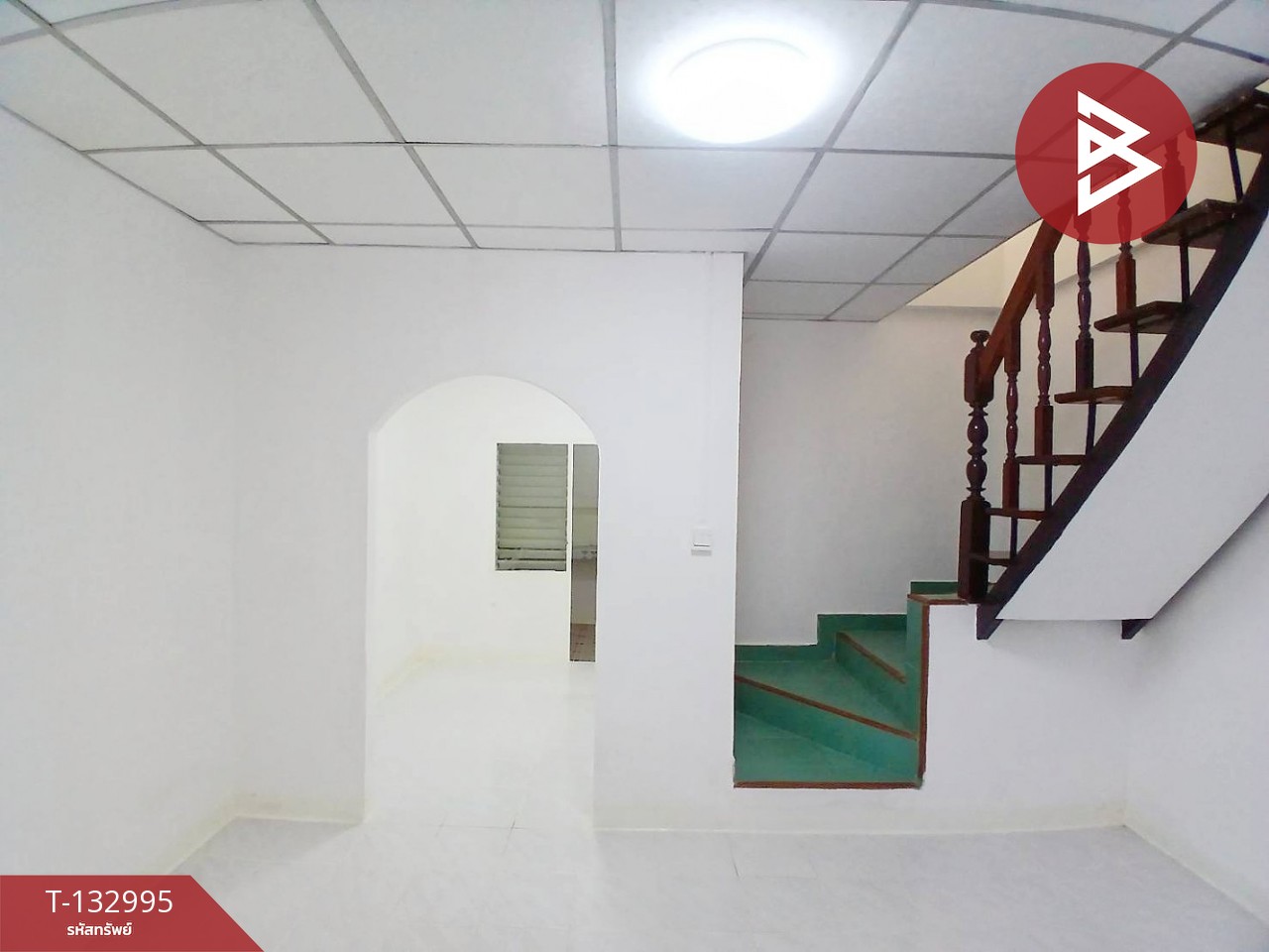 ขายทาวน์เฮ้าส์ หมู่บ้านวโรชา4 บางเสาธง สมุทรปราการ พร้อมเข้าอยู่ 8