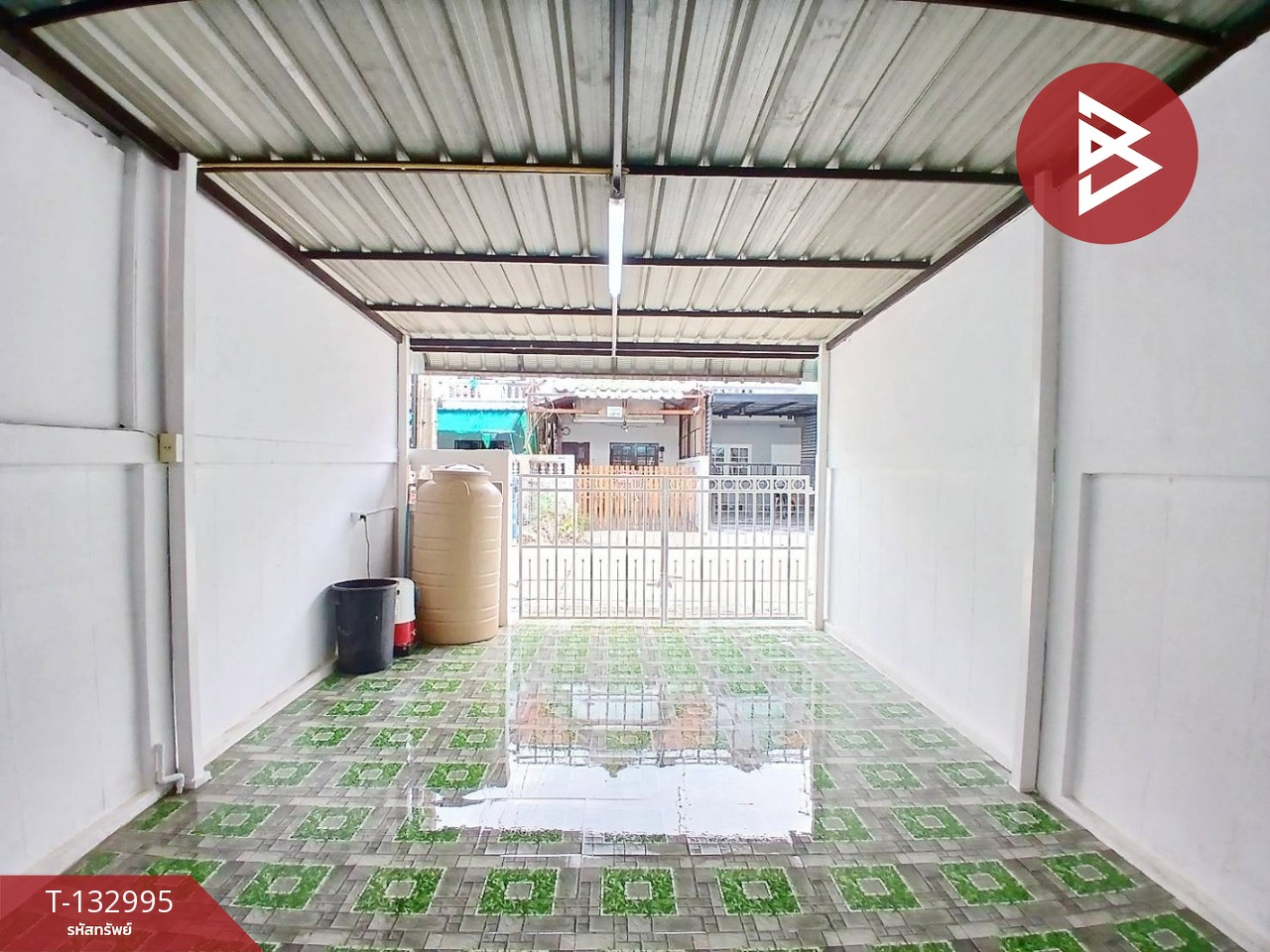 ขายทาวน์เฮ้าส์ หมู่บ้านวโรชา4 บางเสาธง สมุทรปราการ พร้อมเข้าอยู่ 3