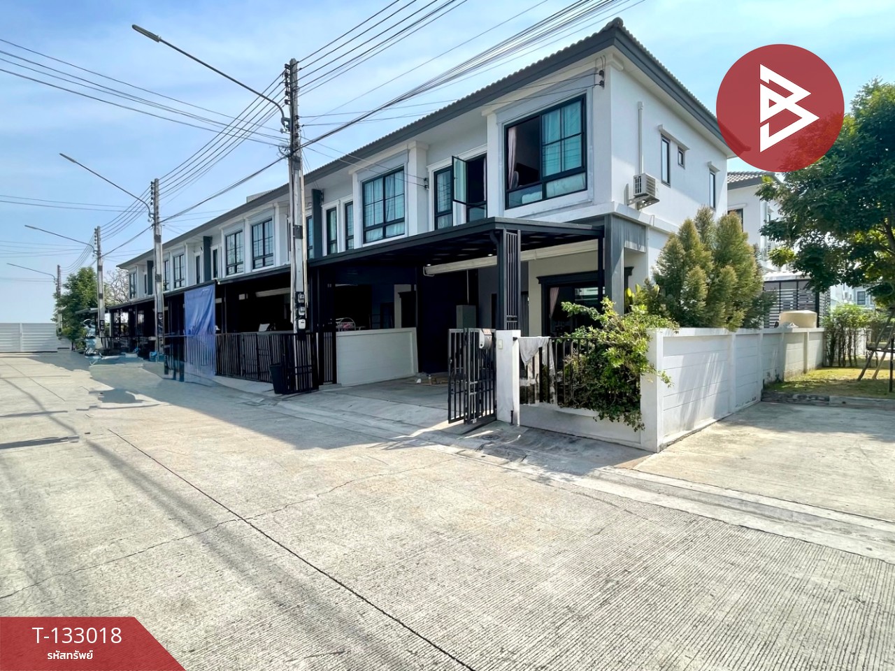 ขายทาวน์เฮ้าส์ หมู่บ้านบริทาเนีย บางนา กม.42 บางปะกง ฉะเชิงเทรา 2